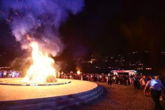 2019西昌涼山彝族傳統火把節7月26日開幕三個會場將同時點火狂歡