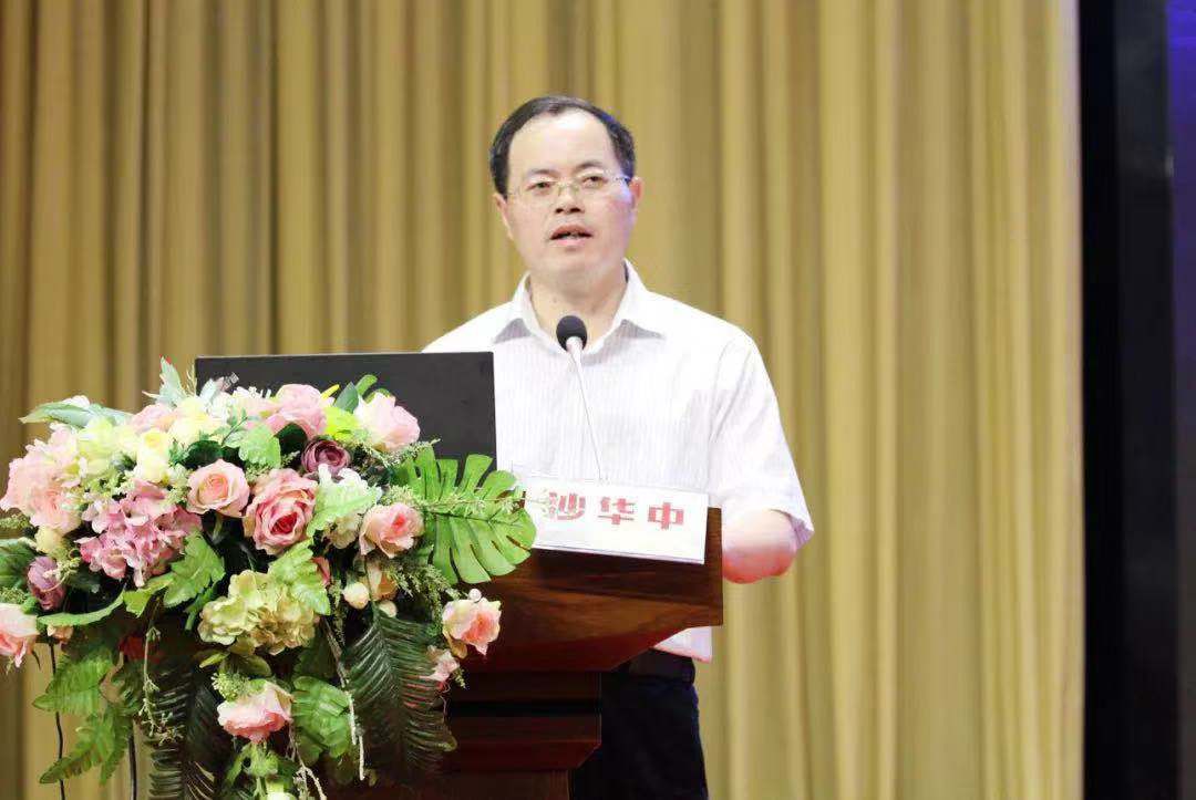 东桥小学读写班成员赴扬州梅岭小学参加教研互动