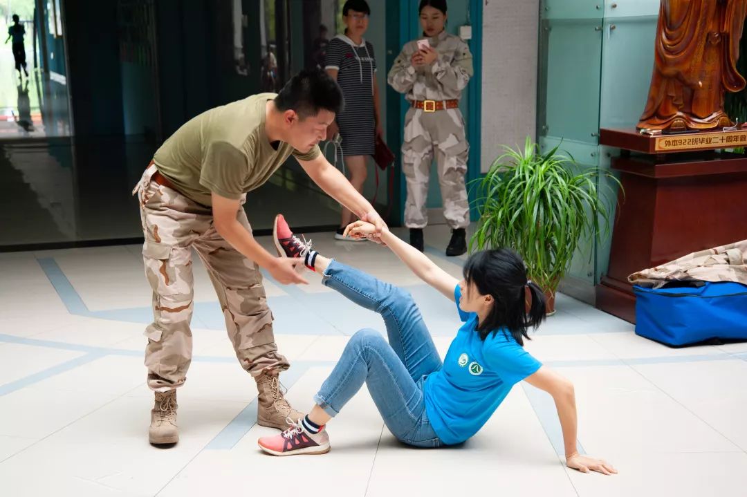 通过此次安全教育培训课程和拓展训练,学员们不仅增强了安全防范意识