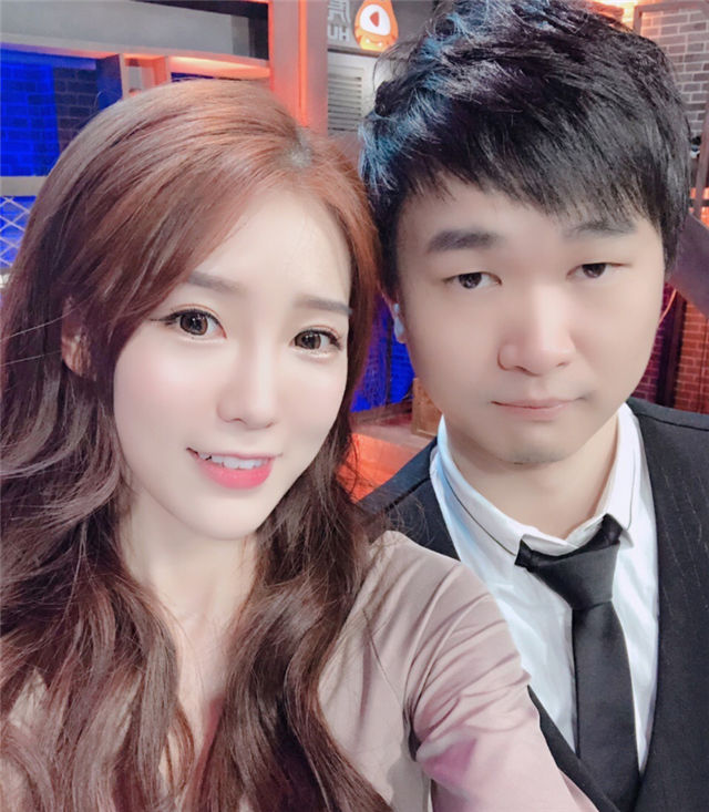 小熊和董小飒究竟啥关系?酒后探真言爆料:董伟是我的导师