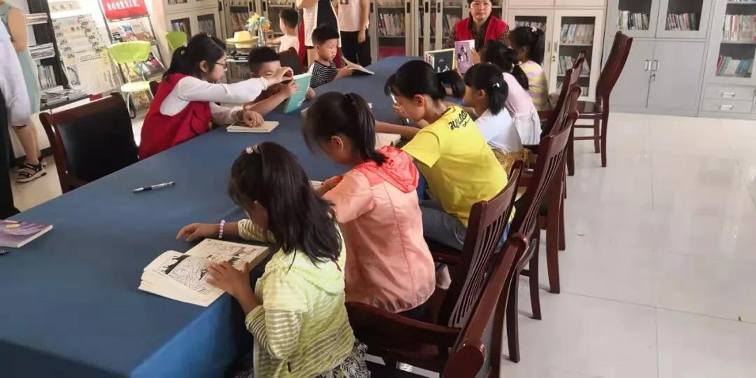 海安市白甸镇白甸村举行暑期少儿亲子绘画阅读活动 图4