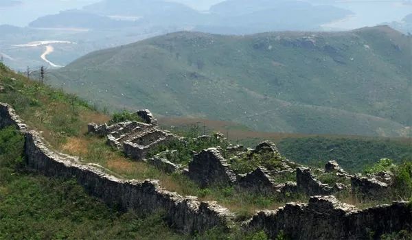 距离迁西县城不远处的西寨村发现新石器时代遗址