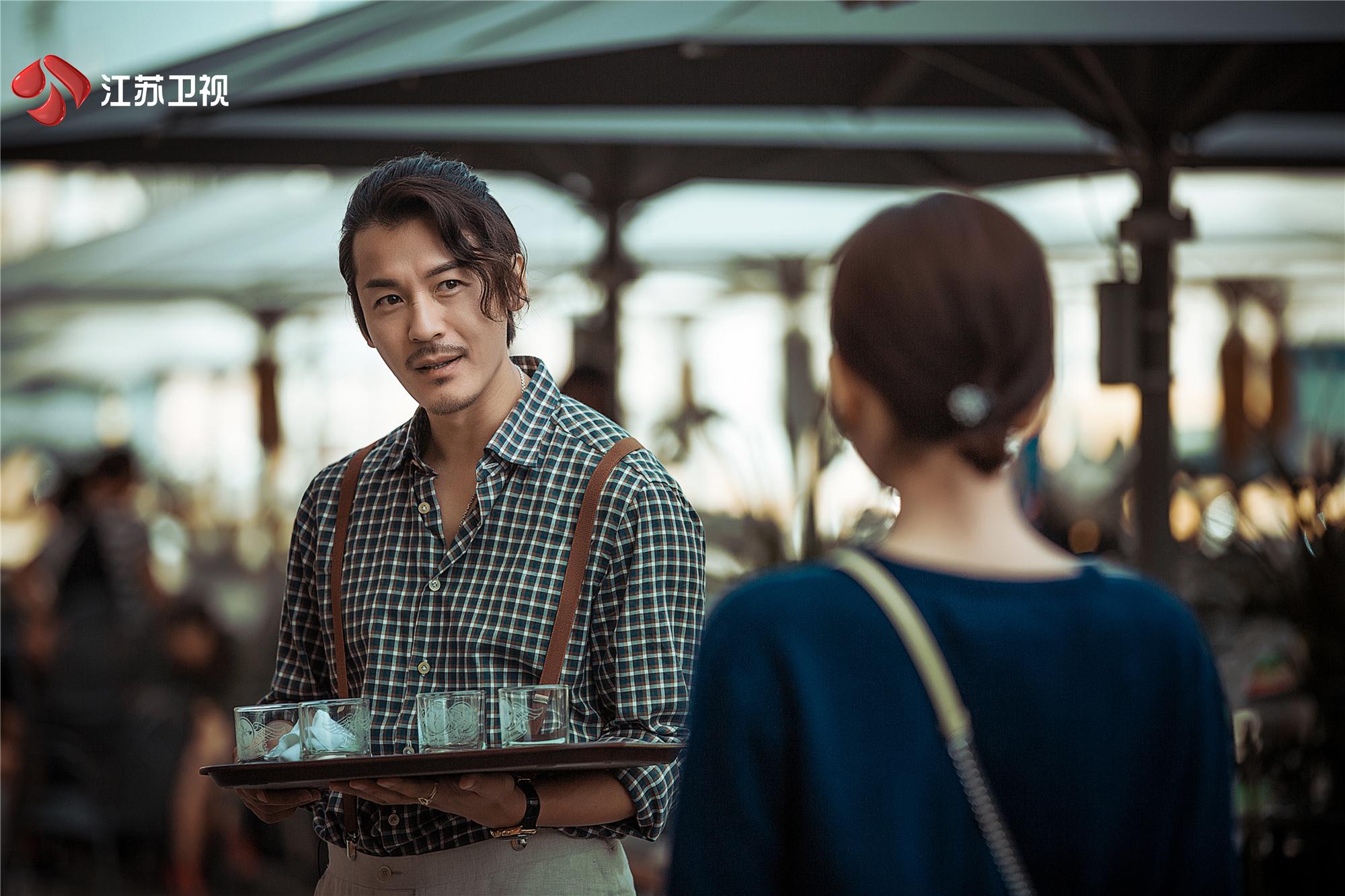 《归还世界给你》 杨烁娜扎演绎时尚悬疑虐恋,坚守初心传递积极正能量