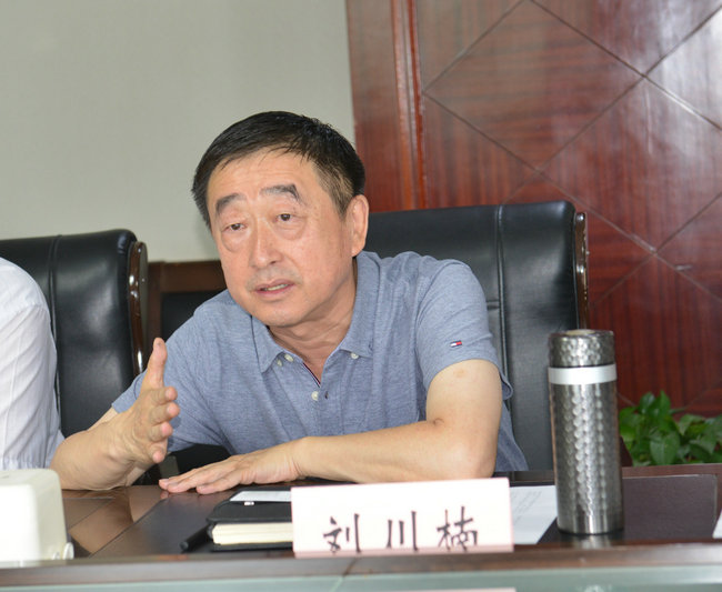 7月16日,同煤集团副总经理胡耀飞率领同煤集团来到我县进行实地考察