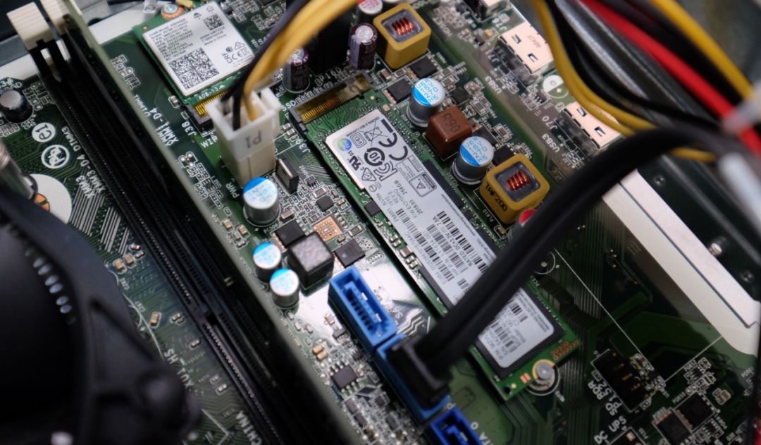 hpprodesk400g6mt拆机钢铁之躯完美伴侣