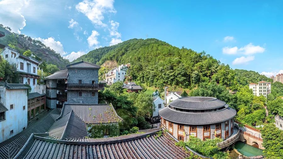 更有客家小镇,爱缘海,圣人谷任你观赏