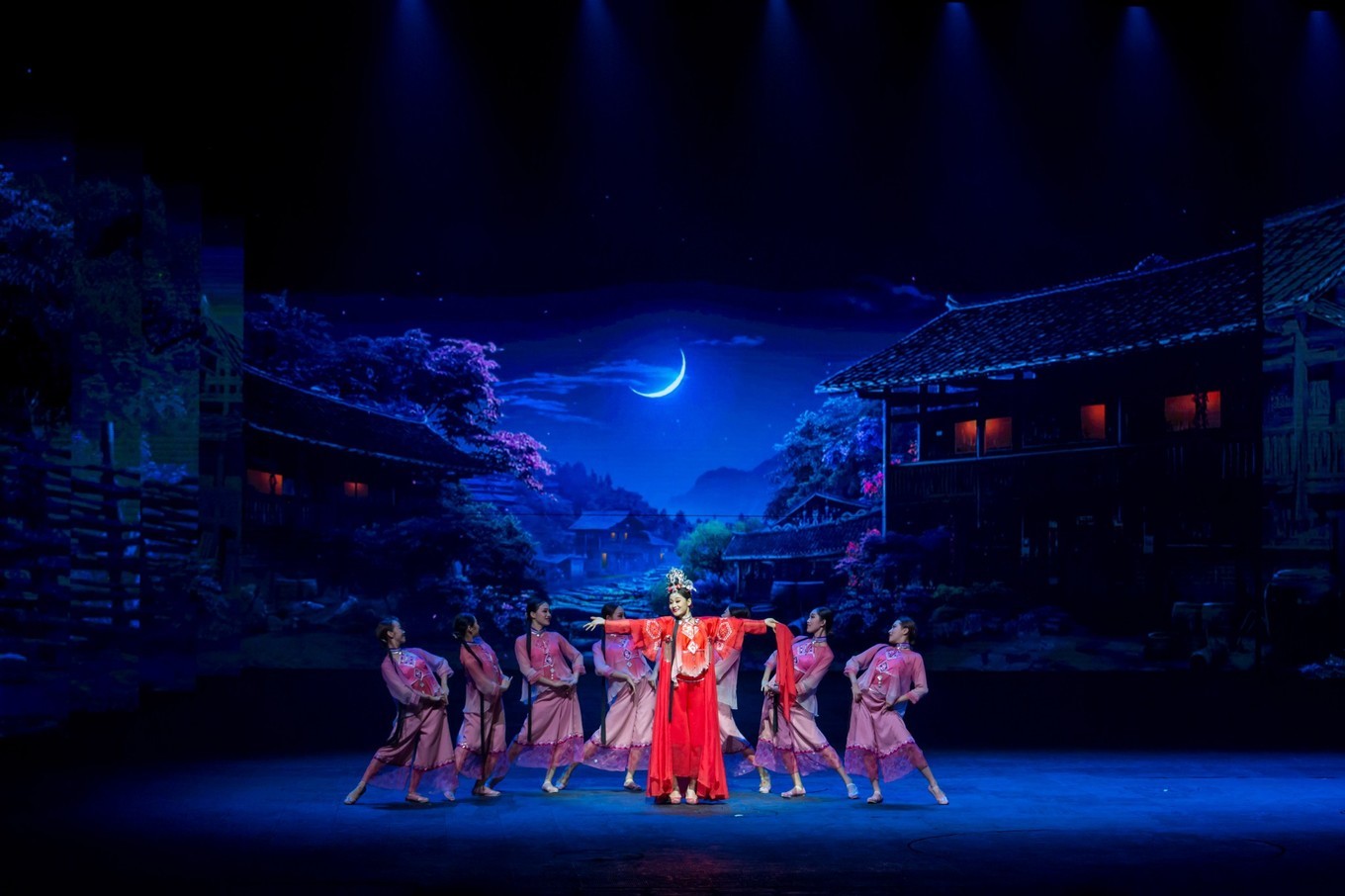 原创醉美烟雨张家界赏湘西奇峰秀水观精彩绝伦演出