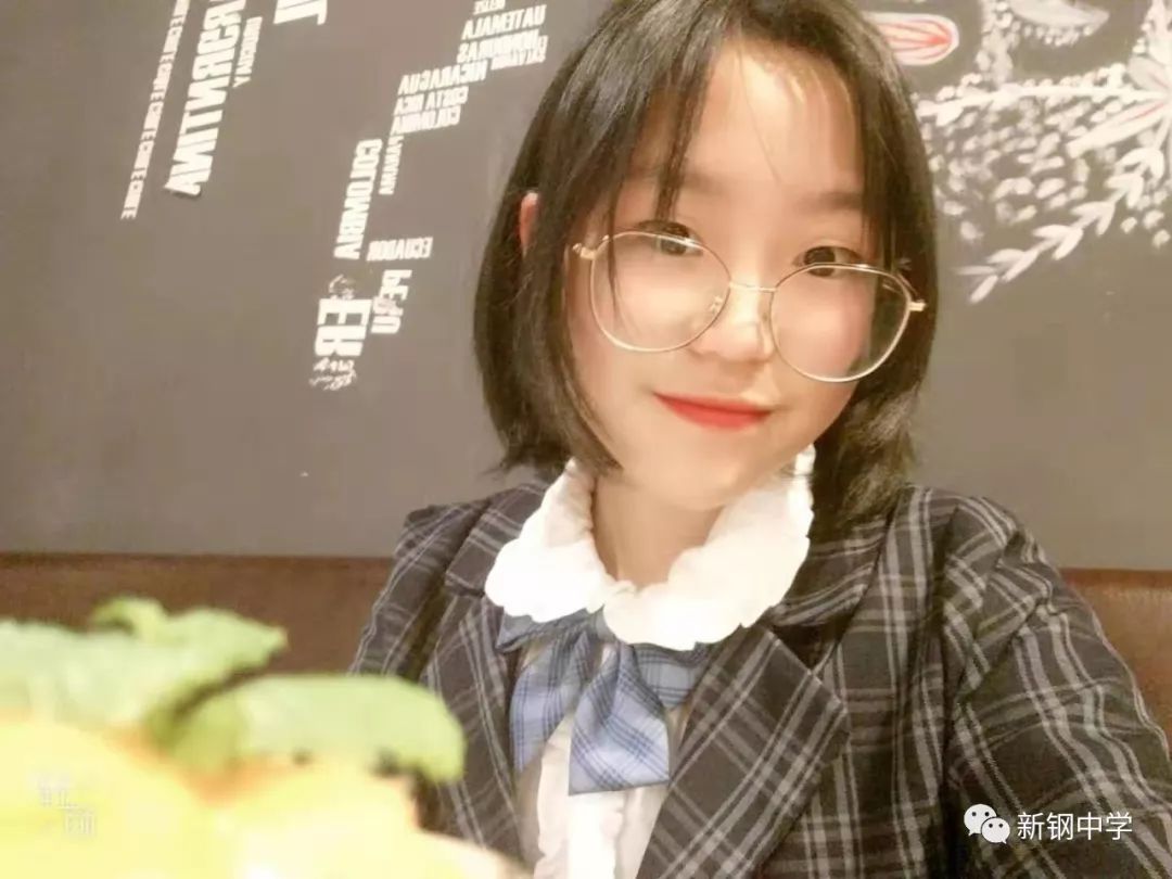 2019届优秀学子展周卉627分钢中理科第五名一个秀外慧中的气质女孩