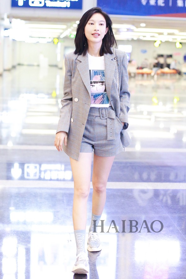 女明星们私服大盘点老爹鞋成为造型首选