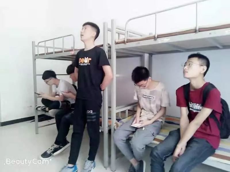 隆化一中英才班2019届高三四班毕业留念