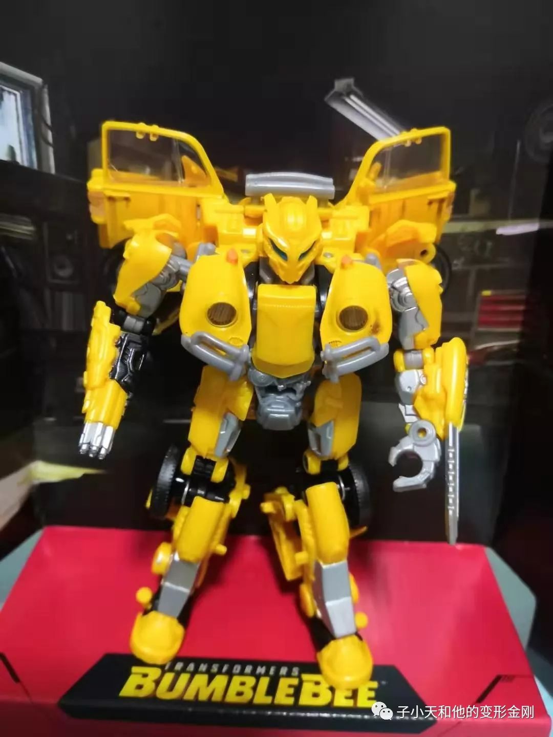 【评玩具】子小天:movie杨测评《变形金刚 ss24&25,大黄蜂与大