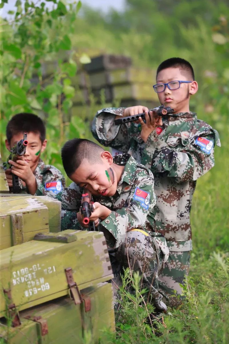 龅牙兔2019"战狼特种兵"童子军之破袭行动!