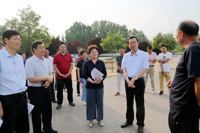 市教体局党组书记张建梁到我县调研基础教育工作