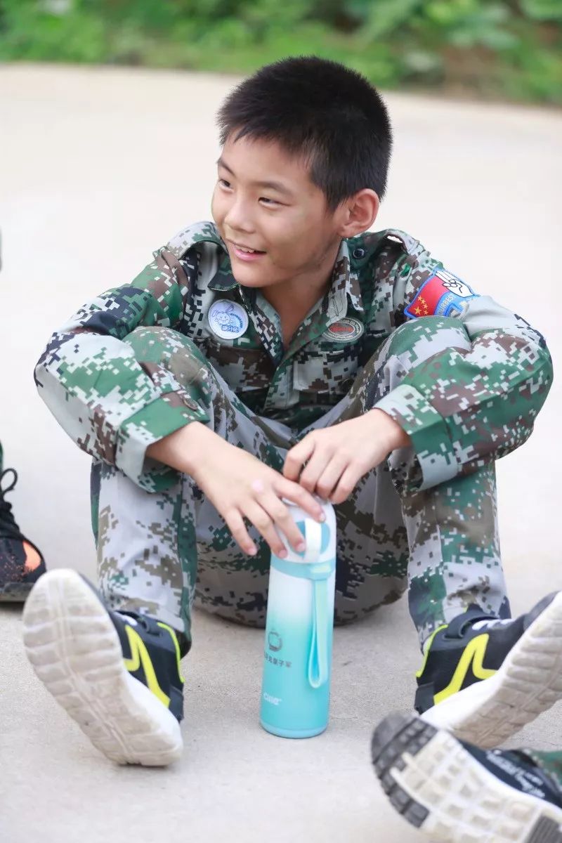 龅牙兔2019"战狼特种兵"童子军之破袭行动!