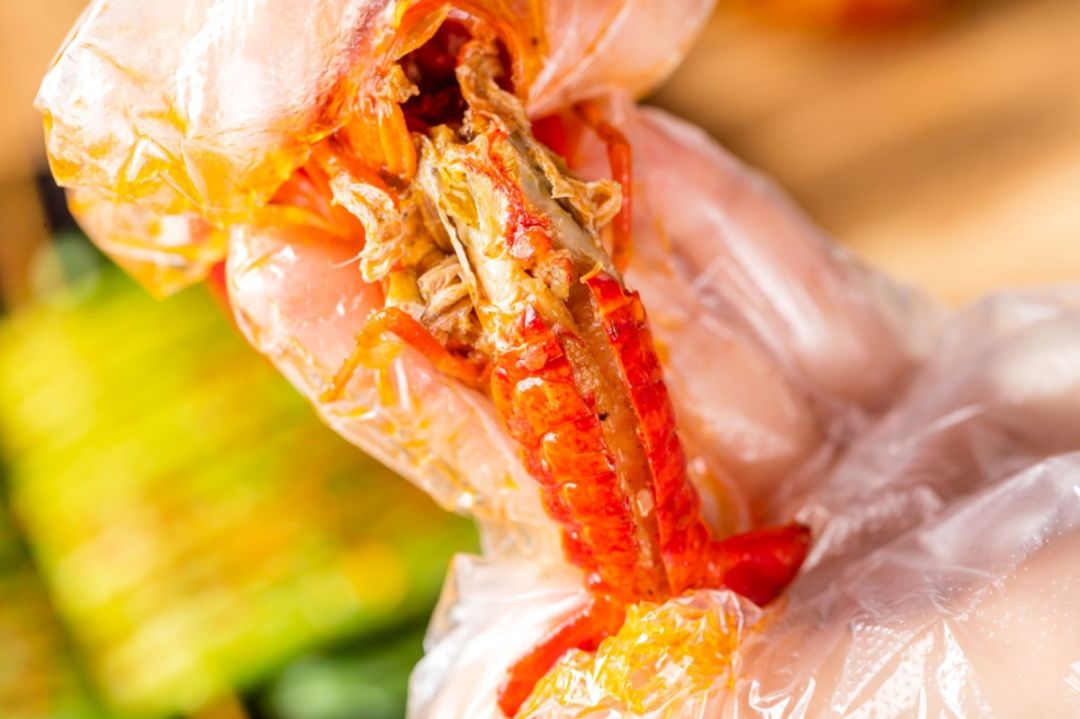 超火的小龙虾店来了,满屏肥美的开背虾,好吃到尖叫!