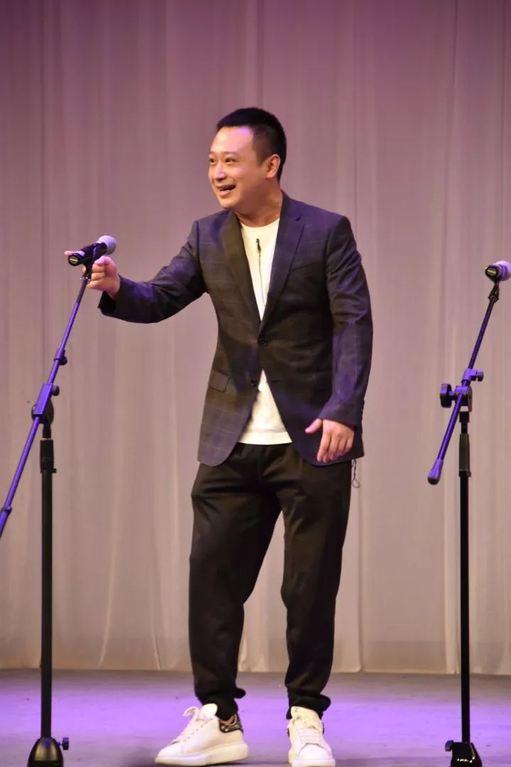 祝贺麒派专场成功举行沪上麒派新秀祝贺出演