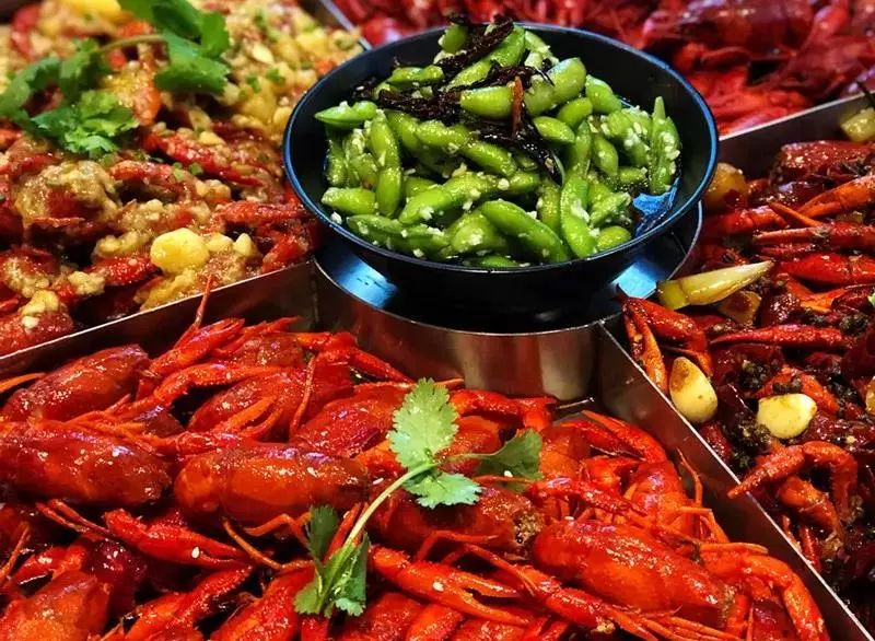 沌口小龙虾界扛把子放大招89元抢原价265元的小月靓虾套餐