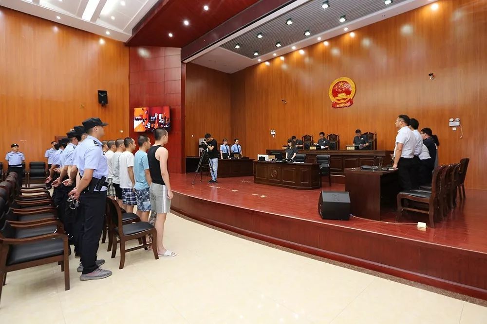 萧县法院对张某某,孟某某等六人涉套路贷恶势力犯罪(诈骗)一案进行