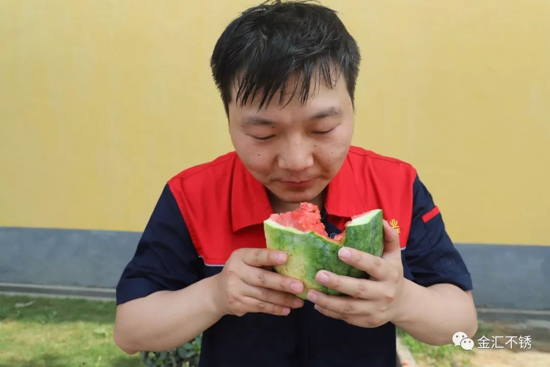 长葛一企业3000员工人人成吃瓜群众