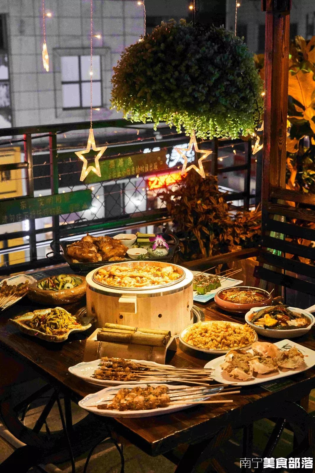 吃夜宵夜景,吃夜宵,吃夜宵图片_大山谷图库