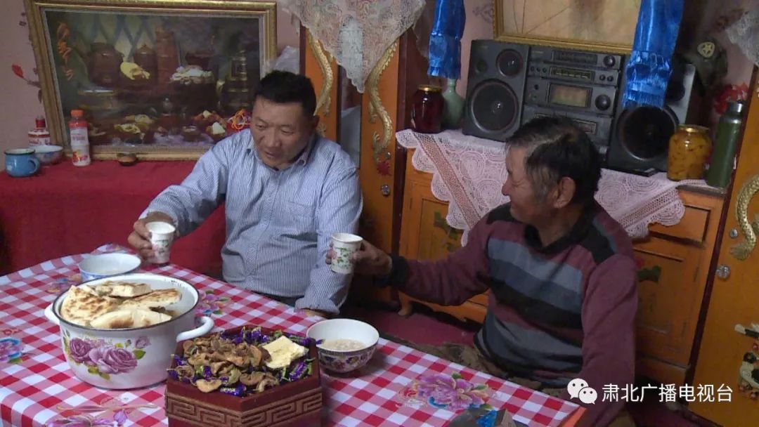 传承查干伊德制作技艺薪火让肃北草原奶食飘香