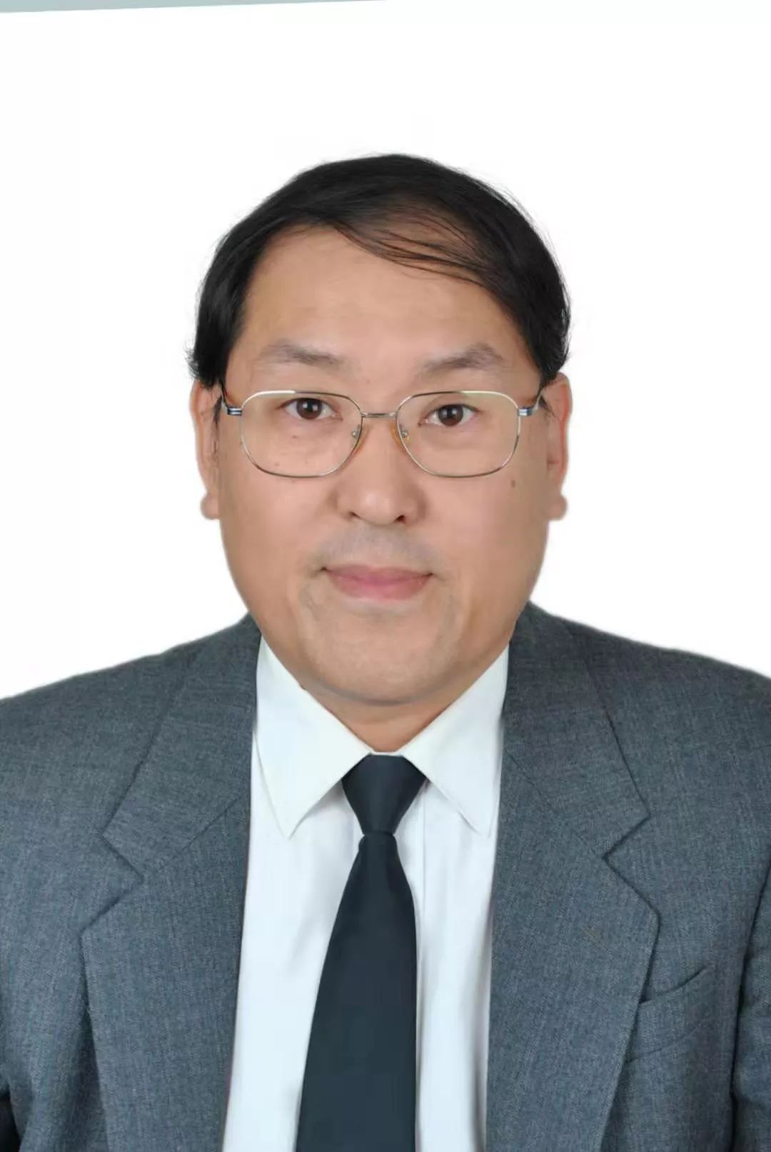 郭勇老师原海军总医院心理学专业创始人心理咨询与治疗专业学科带头人