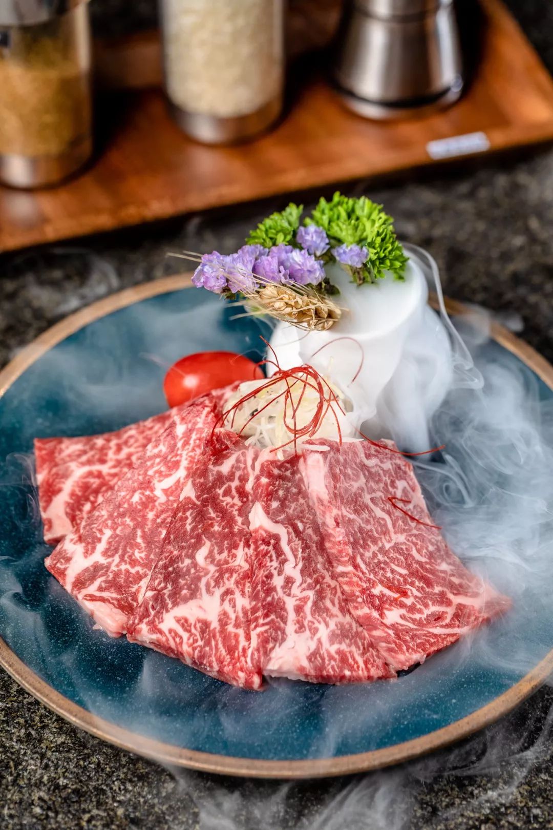 连广州米其林都认证的神级烤肉店m10和牛全程飙汁一直吃一直爽