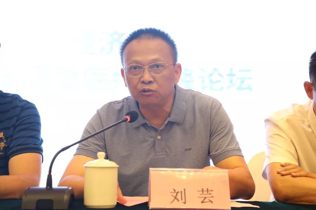 院长熊功友,院党委书记吴崇杰,院领导张传旗,罗云,戴虹,王圣方,颜小平