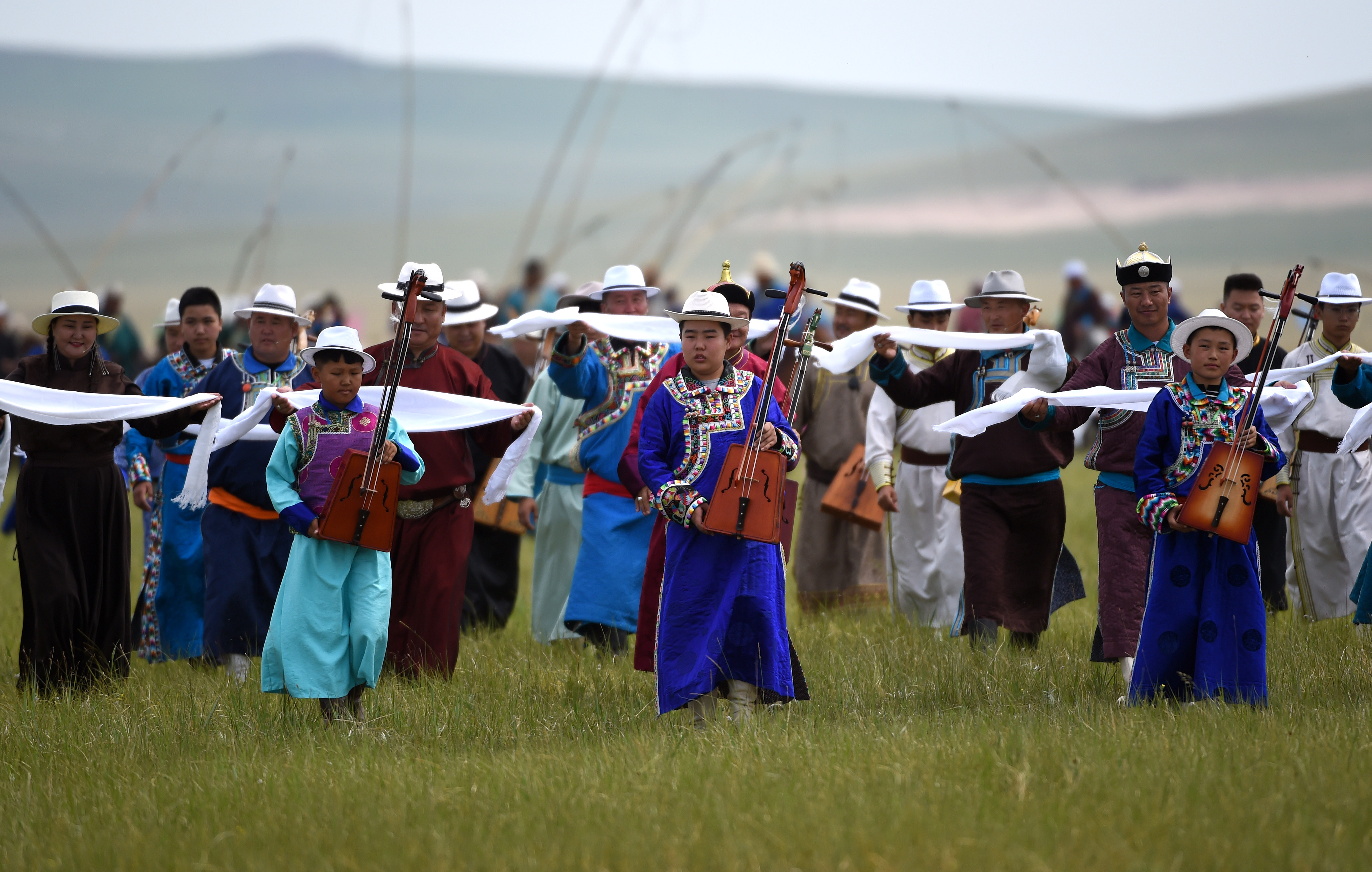 内蒙古东乌珠穆沁旗草原举行马文化活动