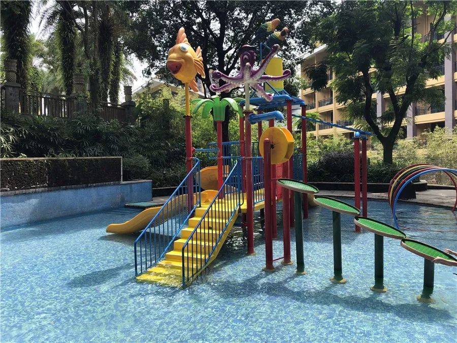 水上乐园冲浪吧~夏天泡温泉记得多点补充水分哦除了获得广东旅游温泉