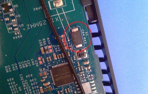 笔记本电脑霍尔传感器应用