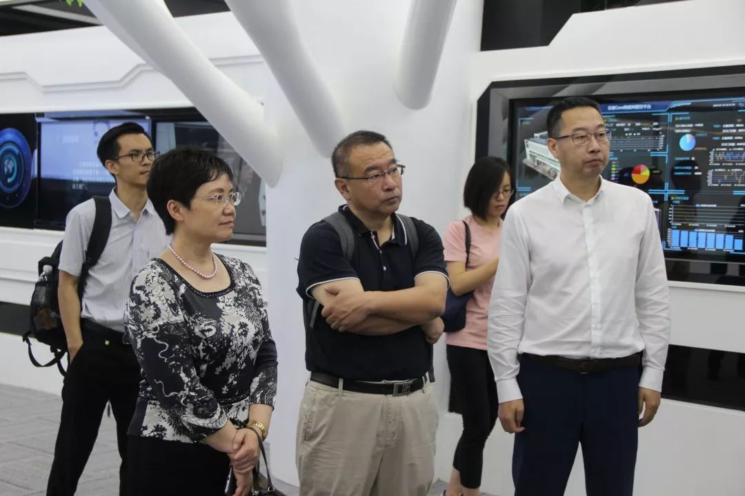 经理周榕,工程师张宇霞,华北电力大学能源电力大数据研究院院长李建彬