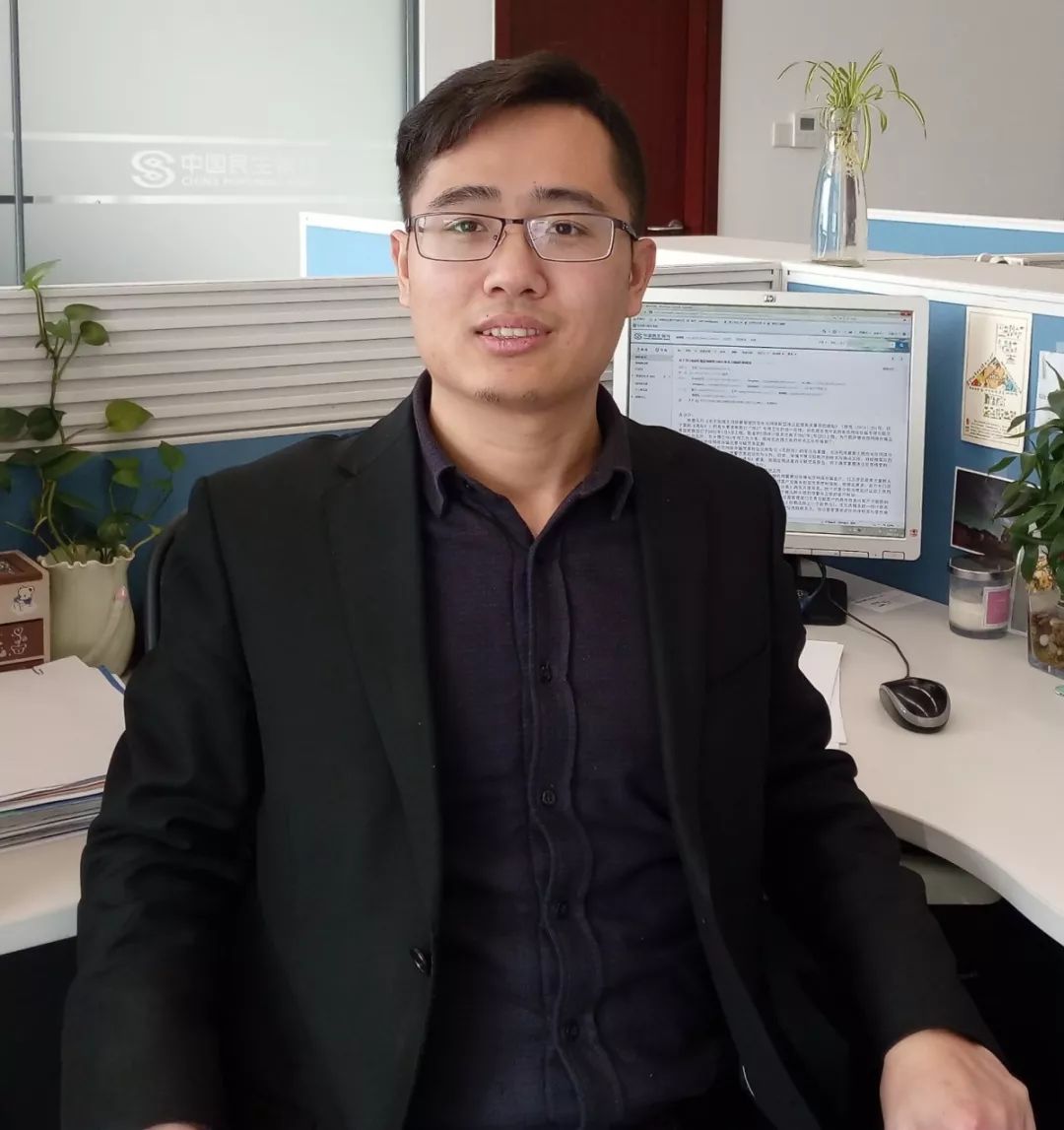 刘昊副教授,经济学博士,主要研究方向为地方债务,货币金融.