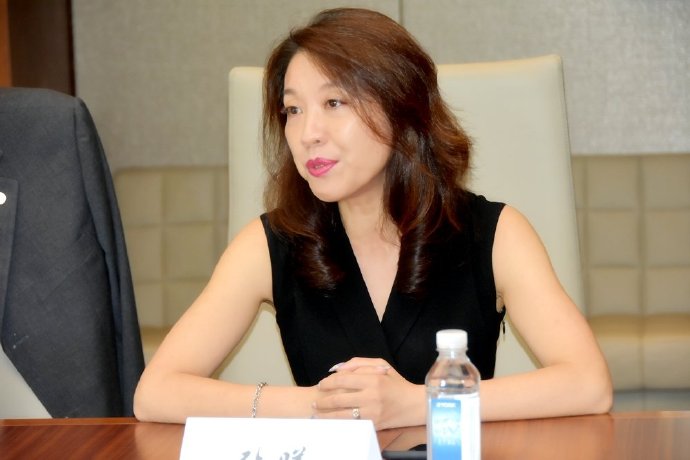 中国区空调分销业务总经理张曦女士对于专家们的期盼,中国区空调分销