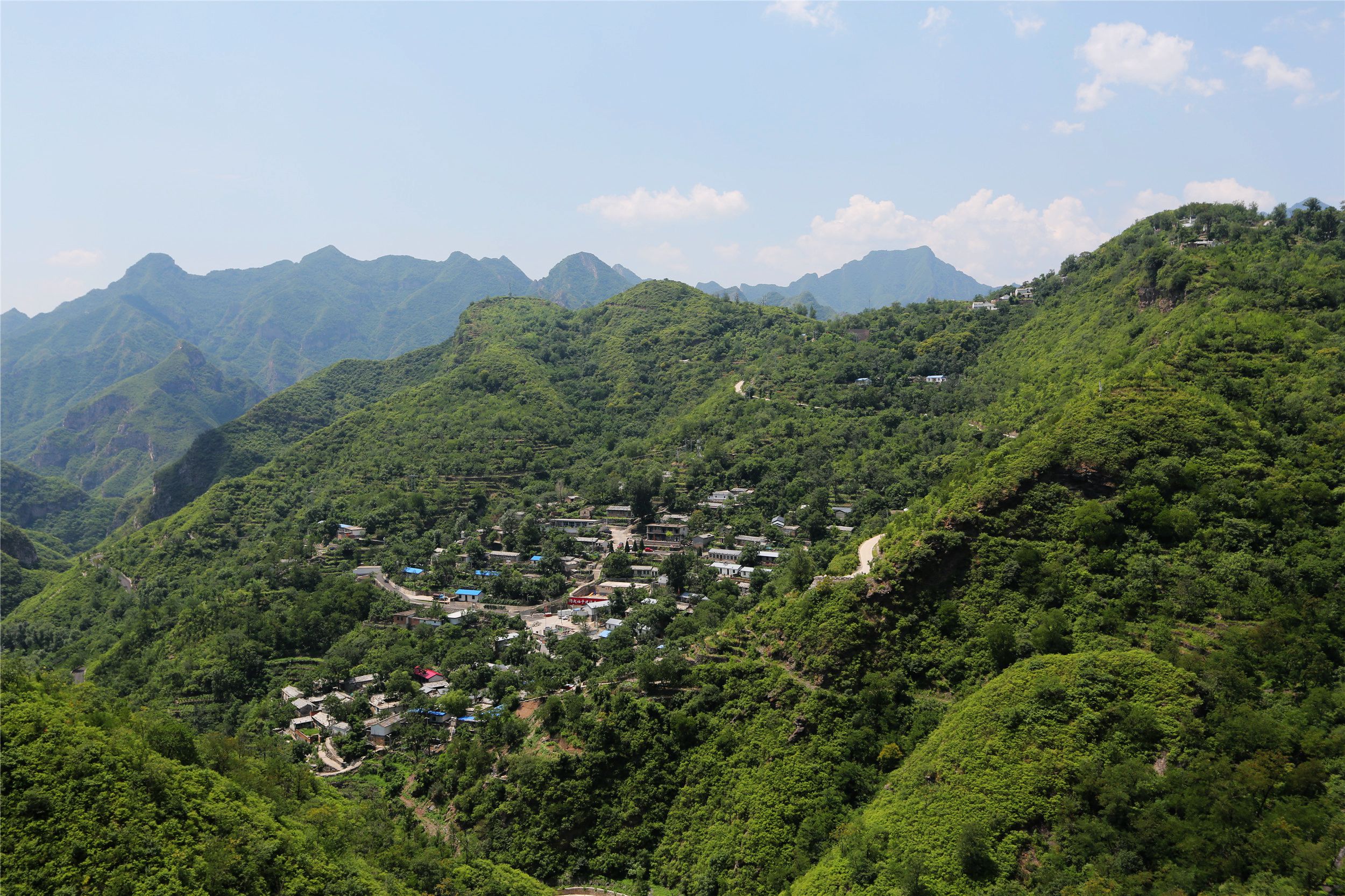大安山乡位于北京市房山区西北部深山区,属于太行山余脉,也是大石河