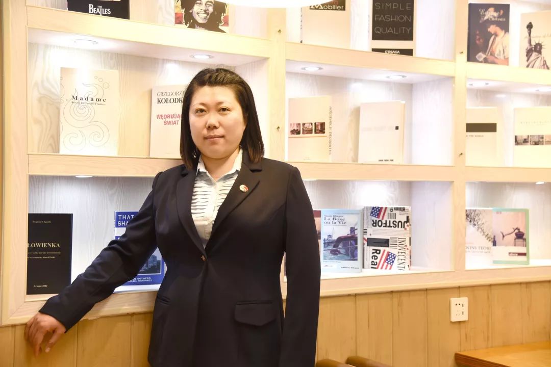 优秀辅导员风采展冯莉娟追梦路上平凡的工作成就不平凡的你我