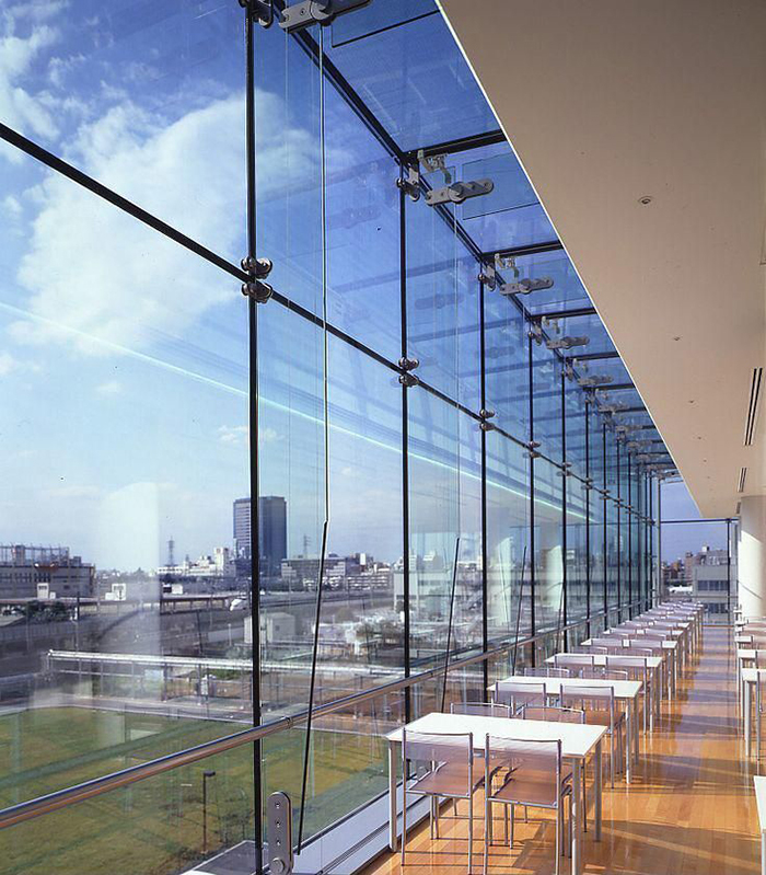 幕墙公司对点支式幕墙设计原则及施工技术要点