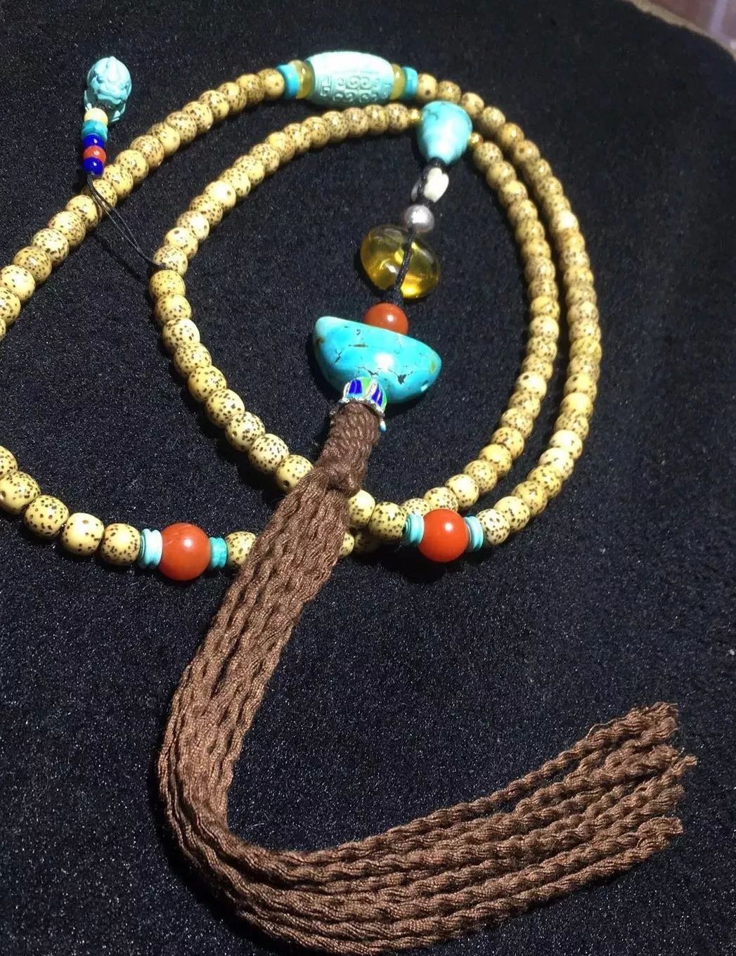 珠串配上这几样小物件颜值竟翻了几倍