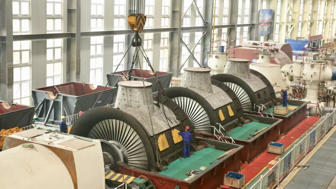 大唐东营发电公司二号汽轮机扣缸顺利完成