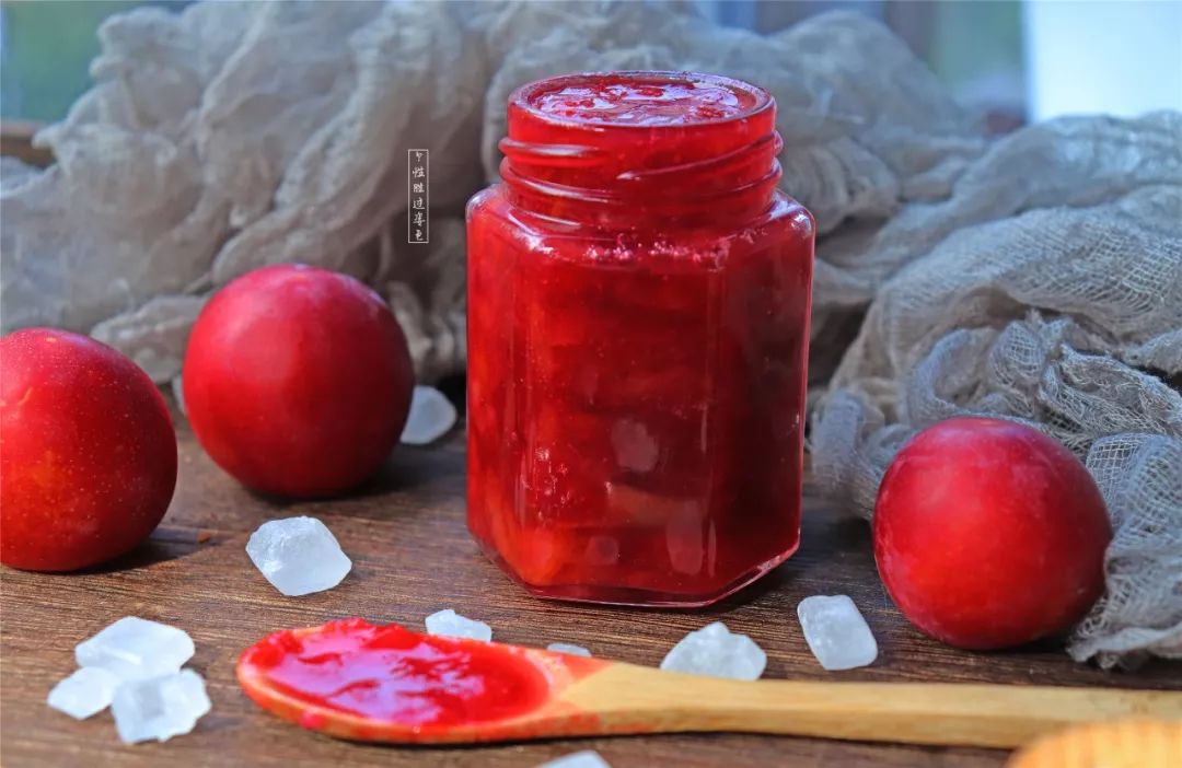 吃不完的李子教你做酸甜开胃的李子酱酸中带甜美容养颜还促消化