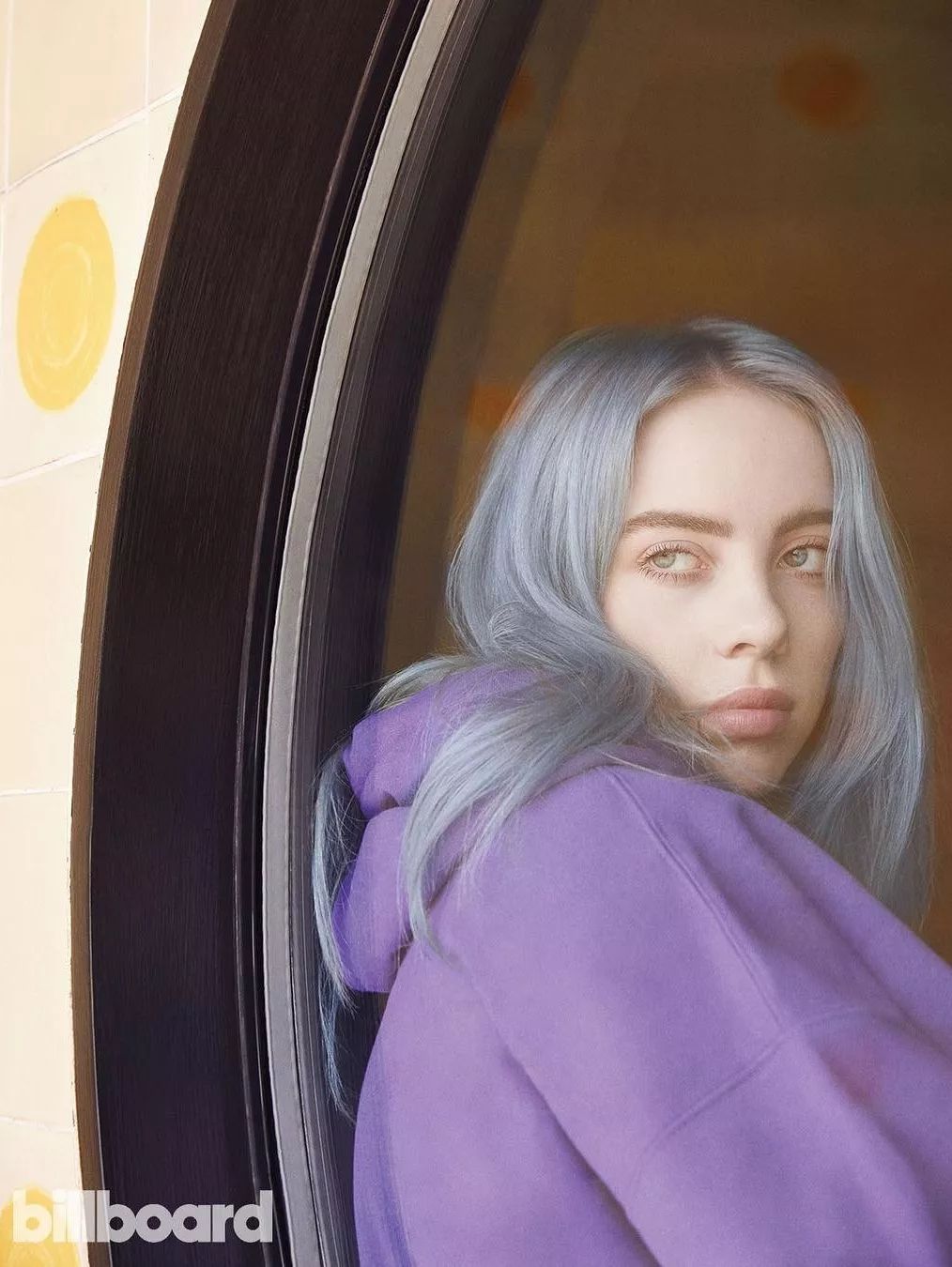 这位非主流00后,让比伯,a妹和艾薇儿集体上头了!_碧梨