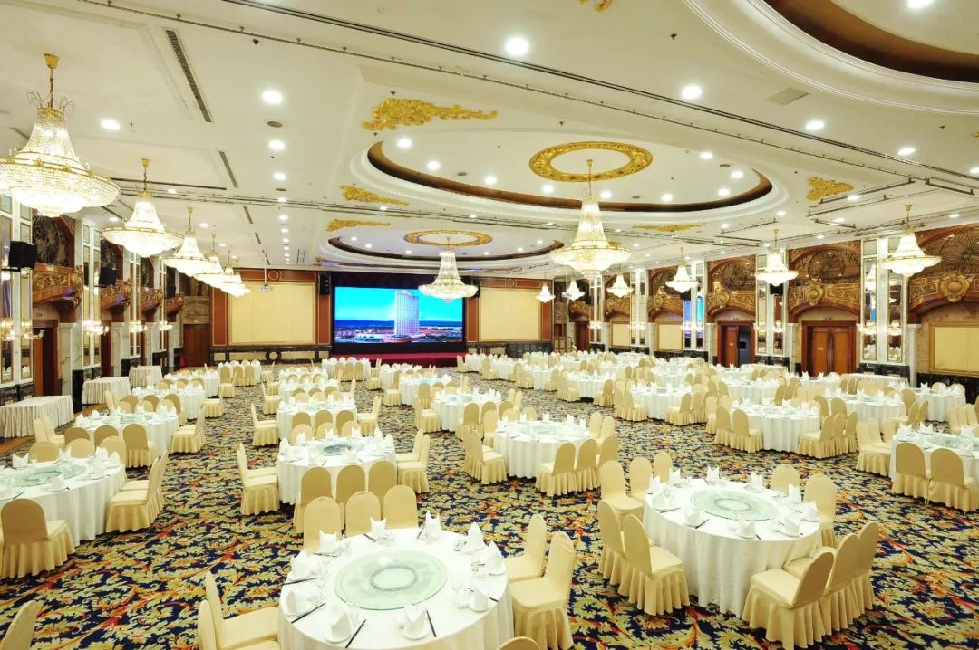 来自五星级酒店的大厨为你准备的丰盛豪华餐