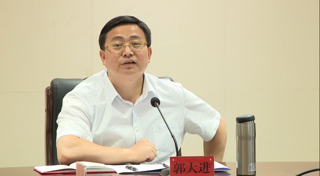 市委副书记,市长 郭大进7月17日,市委副书记,市长郭大进主持召开昭通