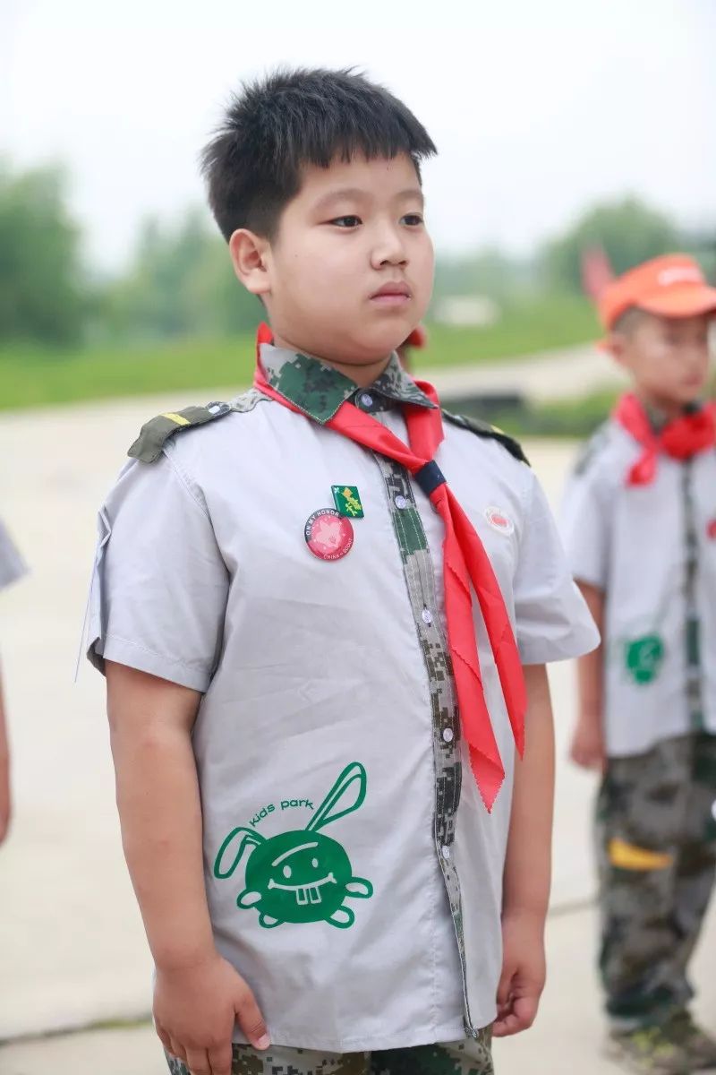 龅牙兔2019"战狼特种兵"童子军之破袭行动!