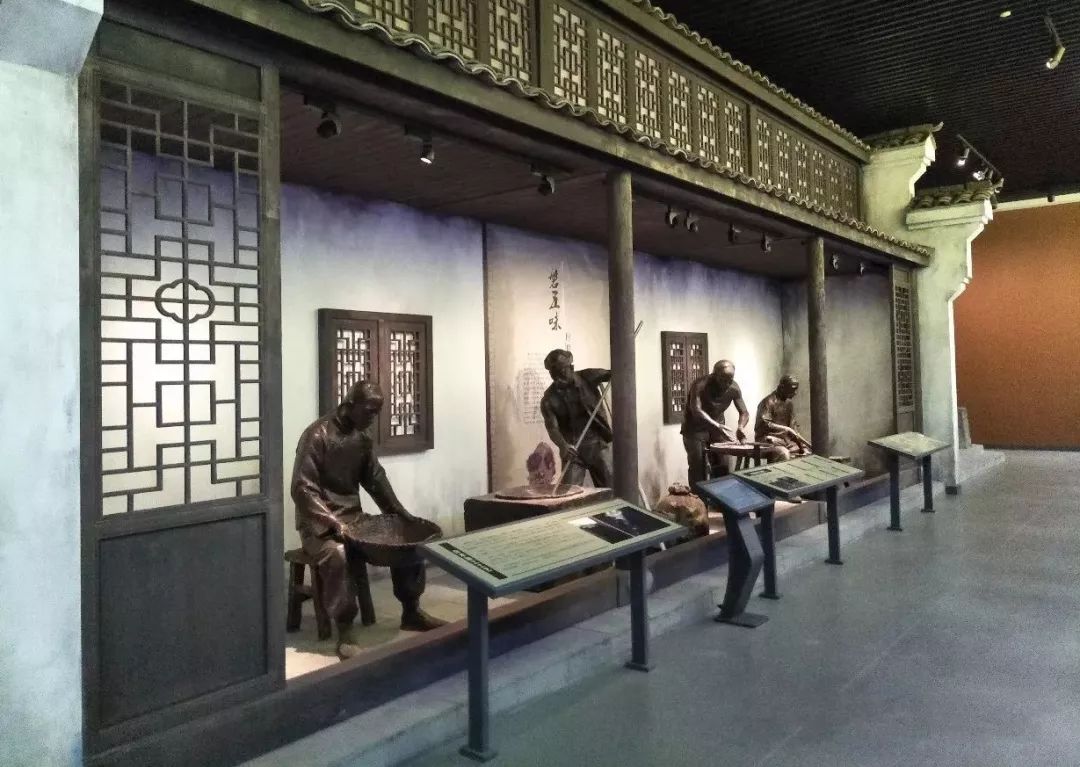 博物馆是代表自然和人类文化遗产实物的场所,磐安大盘山博物馆的非遗