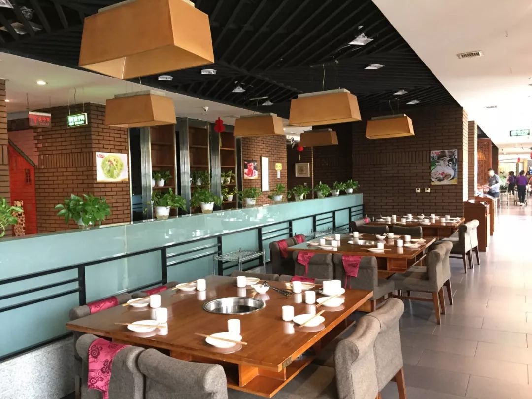 一口吃遍世界顶尖肥牛99元抢583元秦风肥牛牛气冲天4人餐8道来自世界