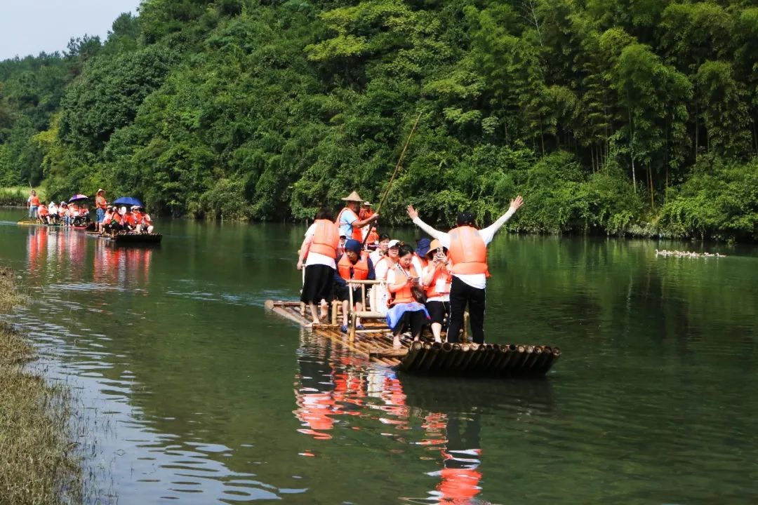 湖州黄浦江源第一漂图片