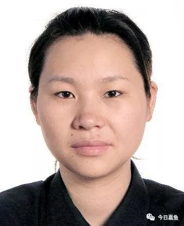 请扩散有男有女有照片这些人被嘉鱼警方通缉