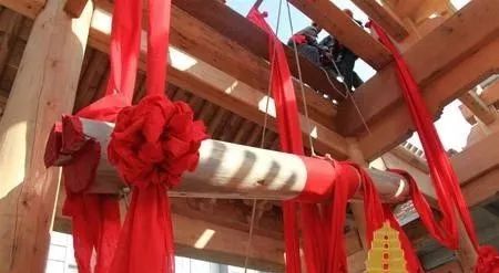 老祖宗立架上梁顺序和习俗,保佑家宅平安,千万别弄错了