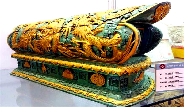 七星棺上现"龙须",古人认作"真龙"庇护,专家:内含科学原理